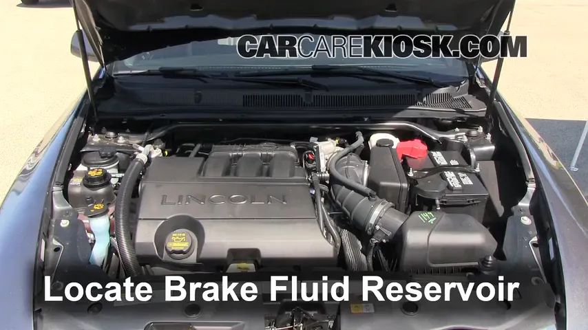 2011 Lincoln MKS 3.7L V6 Brake Fluid